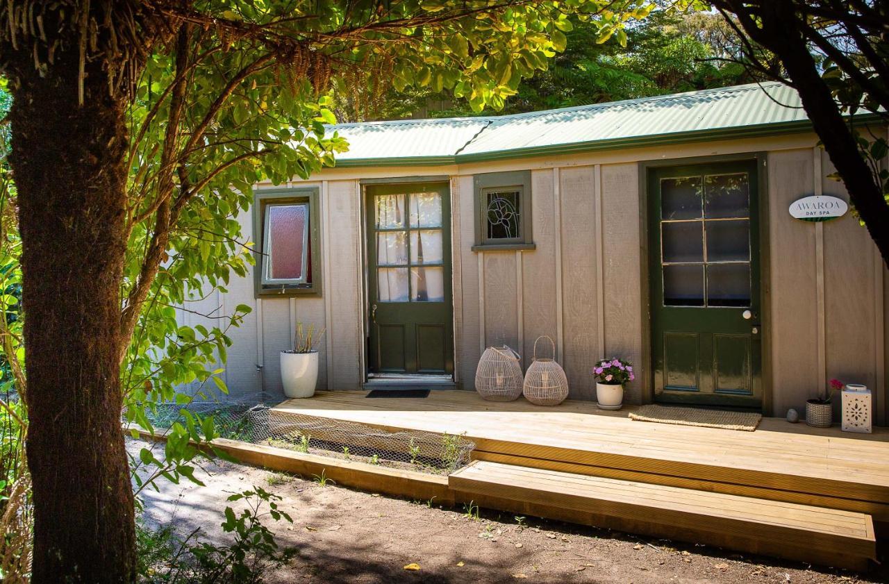 Awaroa Lodge Exterior photo